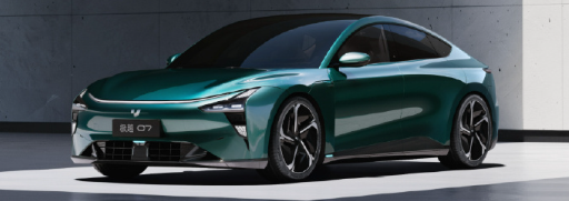 23日晚上22点前后，大量极越车主突然发现手机App显示车辆“离线”，远程开门、