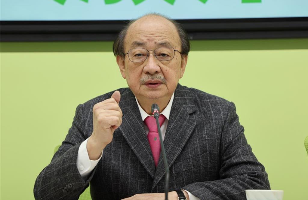 一本正经的胡说八道！柯建铭声称：国民党先发动罢免 我们是反罢免
民进党团15日开