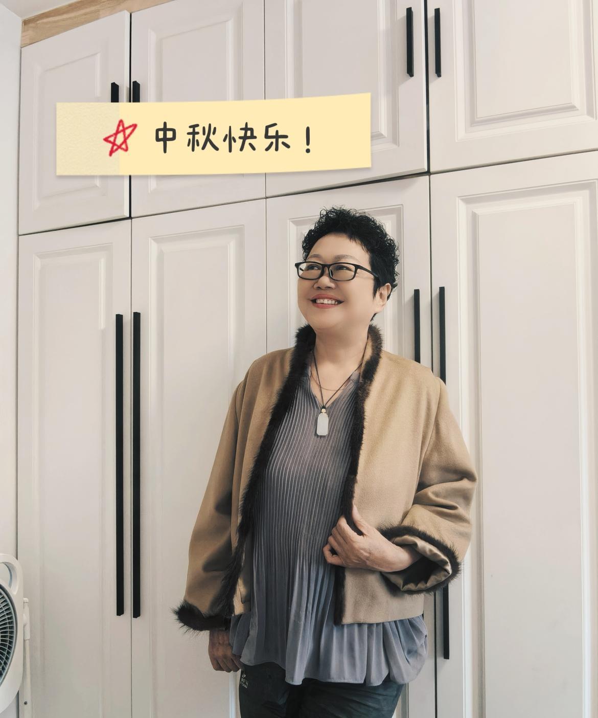 谢谢，一个人生活的自由，也是多有情趣，多有浪漫，多有充盈，偶尔也有惆怅……世界之