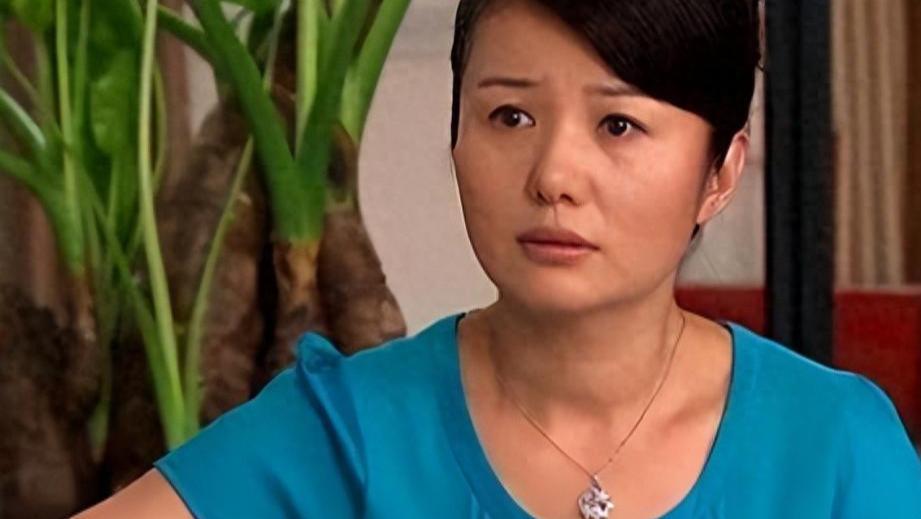 与赵君离婚后，带着儿子嫁给大13岁杜志国，如今的郑卫莉幸福吗？