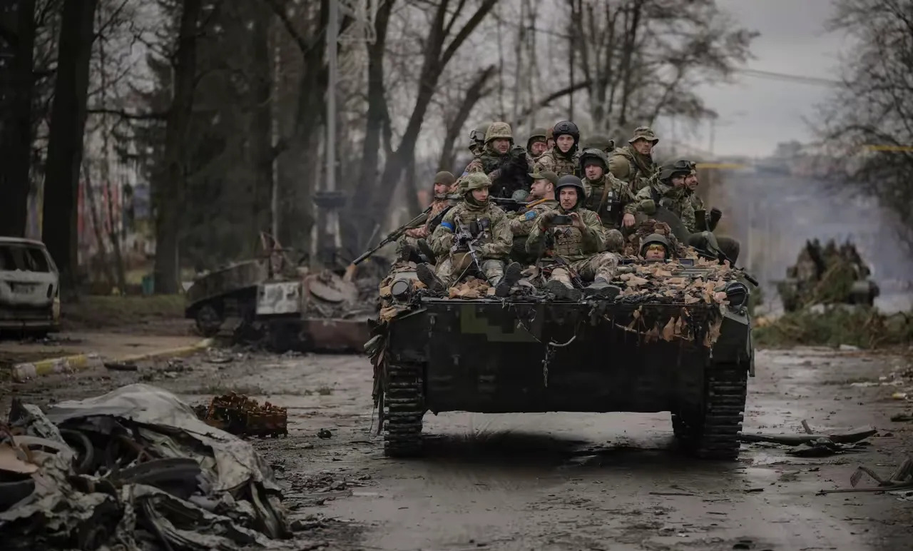 标题：俄乌冲突真相让人心痛











俄乌冲突已经持续了四年，局势愈