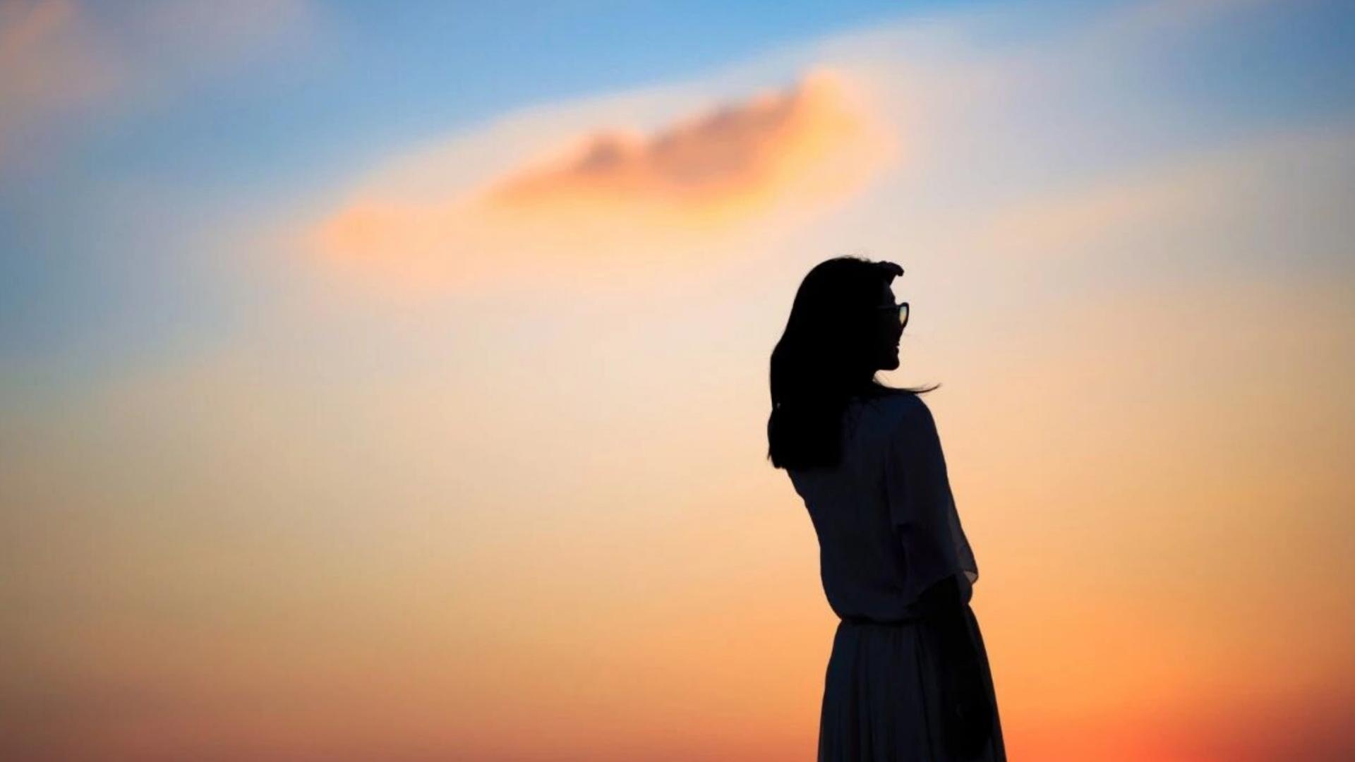 男女关系潜规则：你越冷淡，情感越顺！