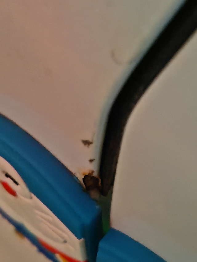 比亚迪这做工
提车7个月生锈了