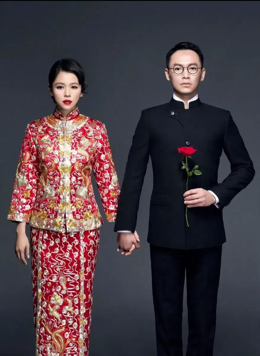 当年，徐若瑄为了给丈夫李云峰生一个孩子，在床上躺了整整5个月，接受了300针的保