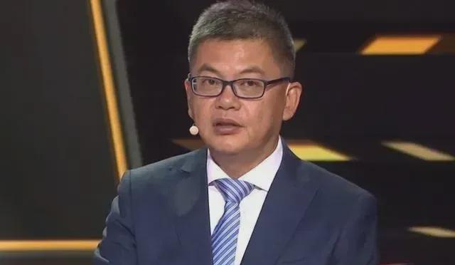 昨晚观看了广东与浙江的比赛，苏群的解说分析有一定道理，但也并非完全正确。

