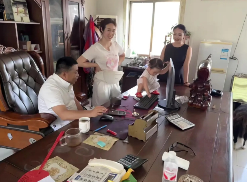 隔辈亲，姥爷无限宠爱