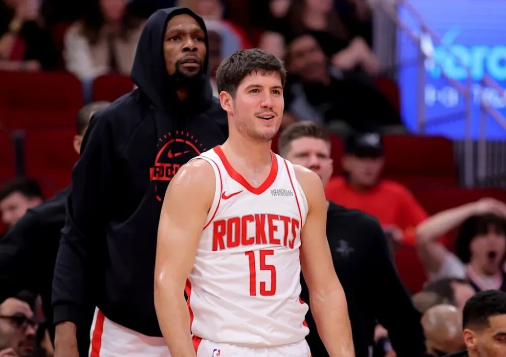 如果今年季后赛谢泼德表现出色，火箭敢不敢扶持他为球队核心

目前来看谢泼德是火箭