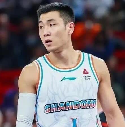 杜锋看不上，却获郭士强重用，没一点进步，被徐杰挤出中国男篮一场28分大胜委内瑞拉