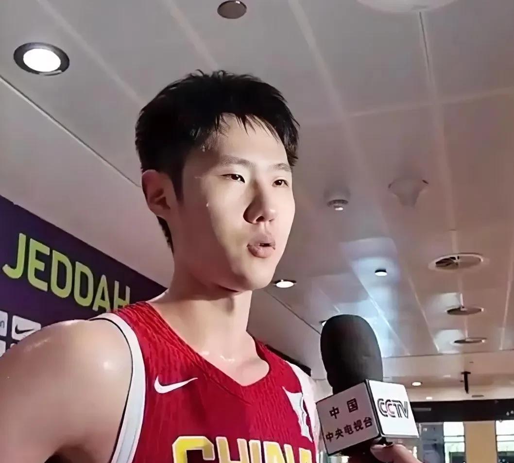 郭士强没让赵嘉义打首发，没想到这小子憋着一股劲终于迎来爆发！
在今天中国男篮对阵