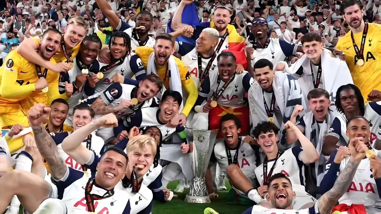 11月28日足球赛事新闻：葡萄牙首夺U17世界杯，欧联杯多场焦点战落幕