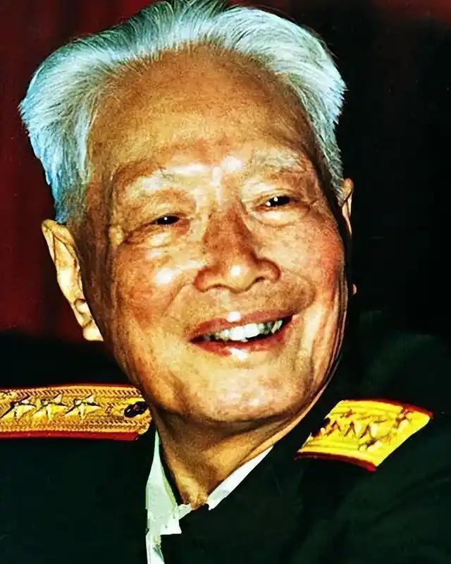 他被免去副总长职务，以为要退休了：结果又受重用，级别越来越高。“老骥伏枥，志在千