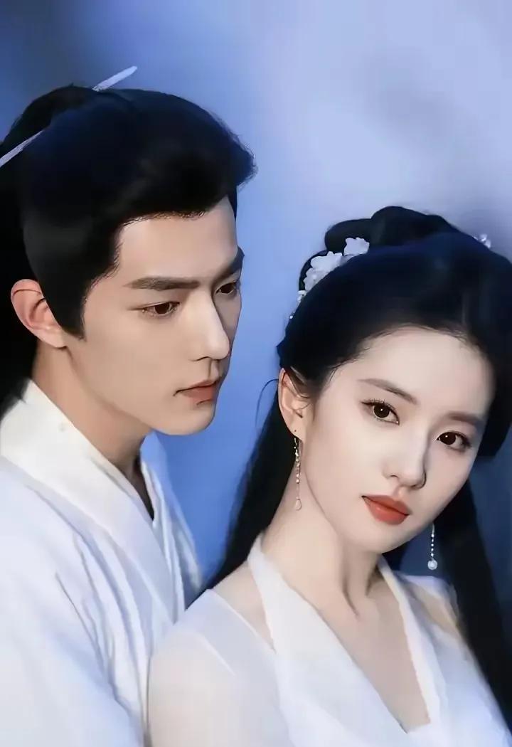 觉得他俩好配
仿佛都是来自仙界，演艺圈最不缺美女帅哥，但缺这种干净出尘的气质。
