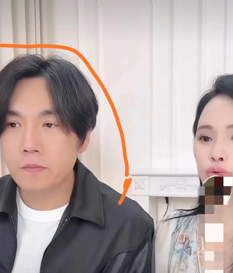 秦昊直播间里的长发形象，和《扫毒风暴》里周少雄看着是不是太像了[捂脸]
昨晚秦昊