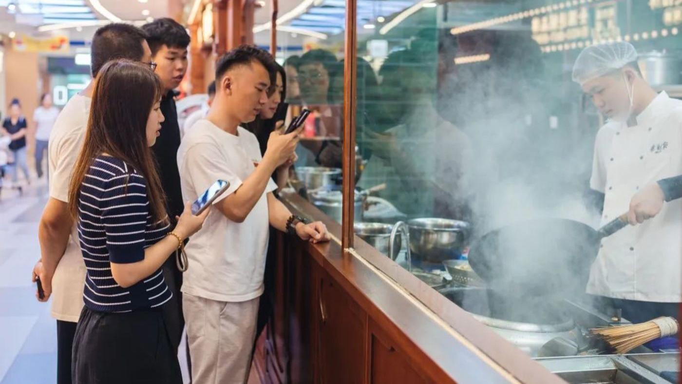 外卖的终场战事：不在流量，在“革新”厨房