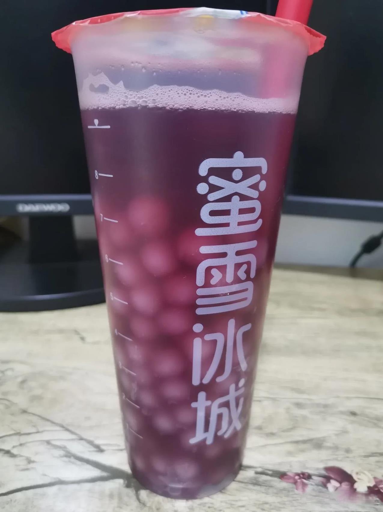 我想问一下，蜜雪冰城为什么都没写保质期是多长时间？
有没有知道的朋友？
前几天在