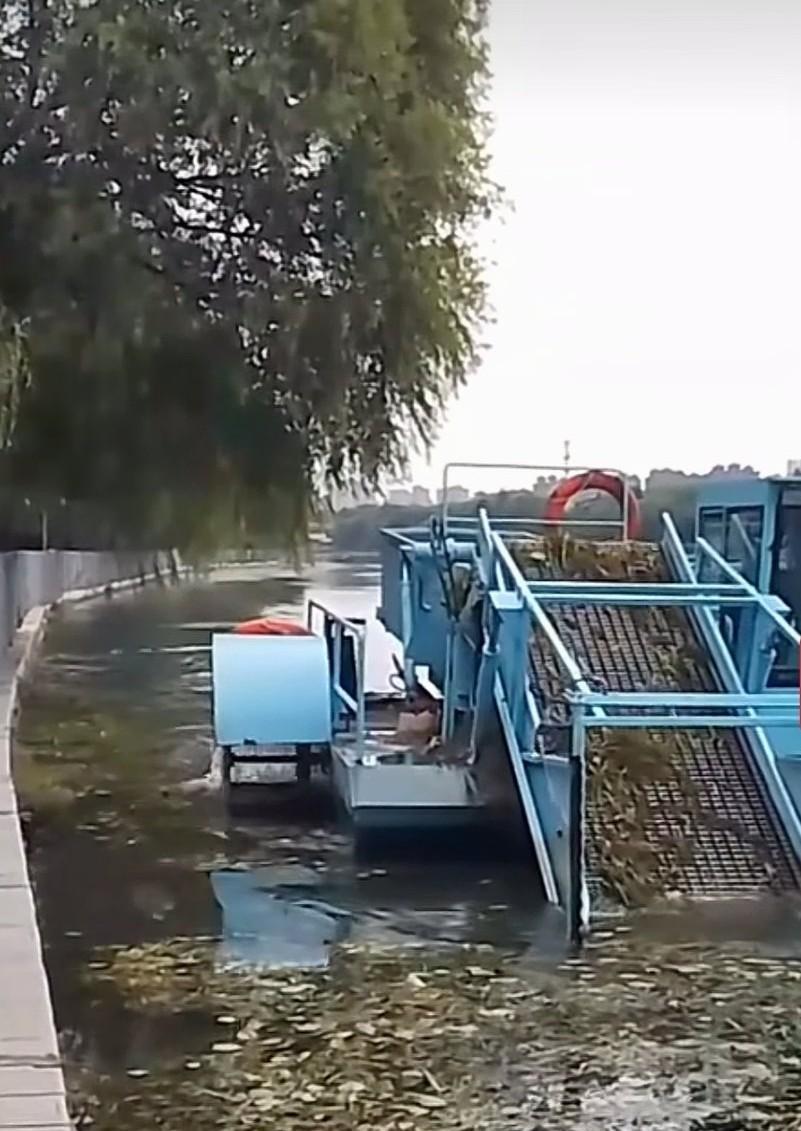 在石家庄太平河的清污工作中，清污机械至关重要。在河北，像机械格栅清污机这种清污设
