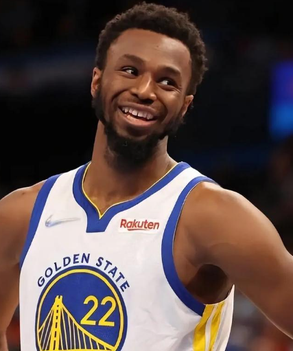 勇士三大问题1领防2第三得分点3体型小
1 维尔斯回来可以解决领防的问题，梅尔顿