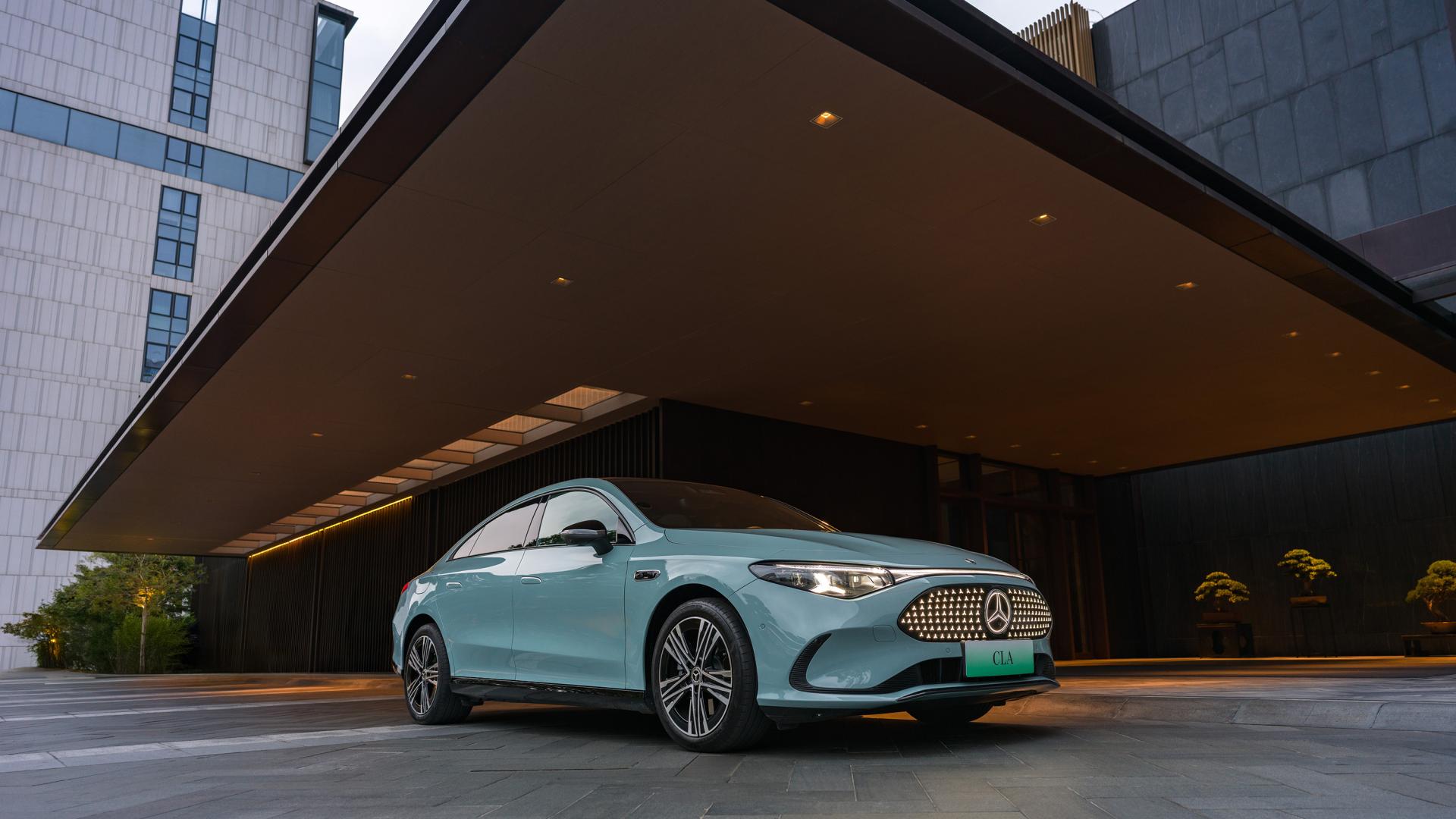 全新奔驰纯电CLA的“都市合谋”
