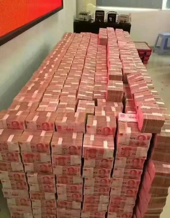 人有冲天之志，非运不可自通
刷到这里，留下一句话“接财运”
未来的3天你会好运连