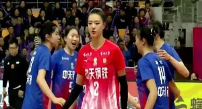 江苏女排未来几年主要阵容：

1，主攻—— 吴梦洁(23岁), 唐欣(21岁)，