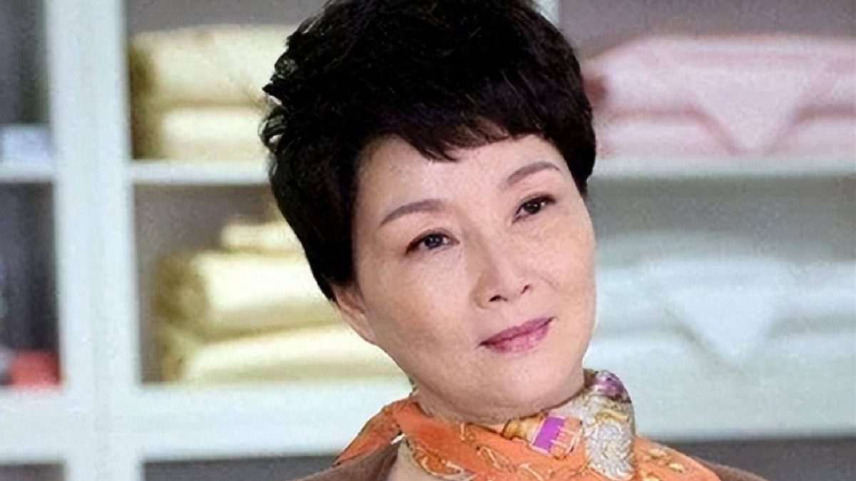 她出道48年0绯闻，却在女儿3岁时成单亲妈妈