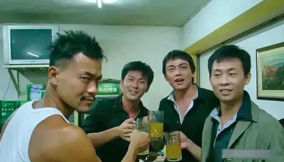 这几位男演员年轻的时候没有一个长得帅气的，这样的颜值估计在村里都不一定好娶得到老