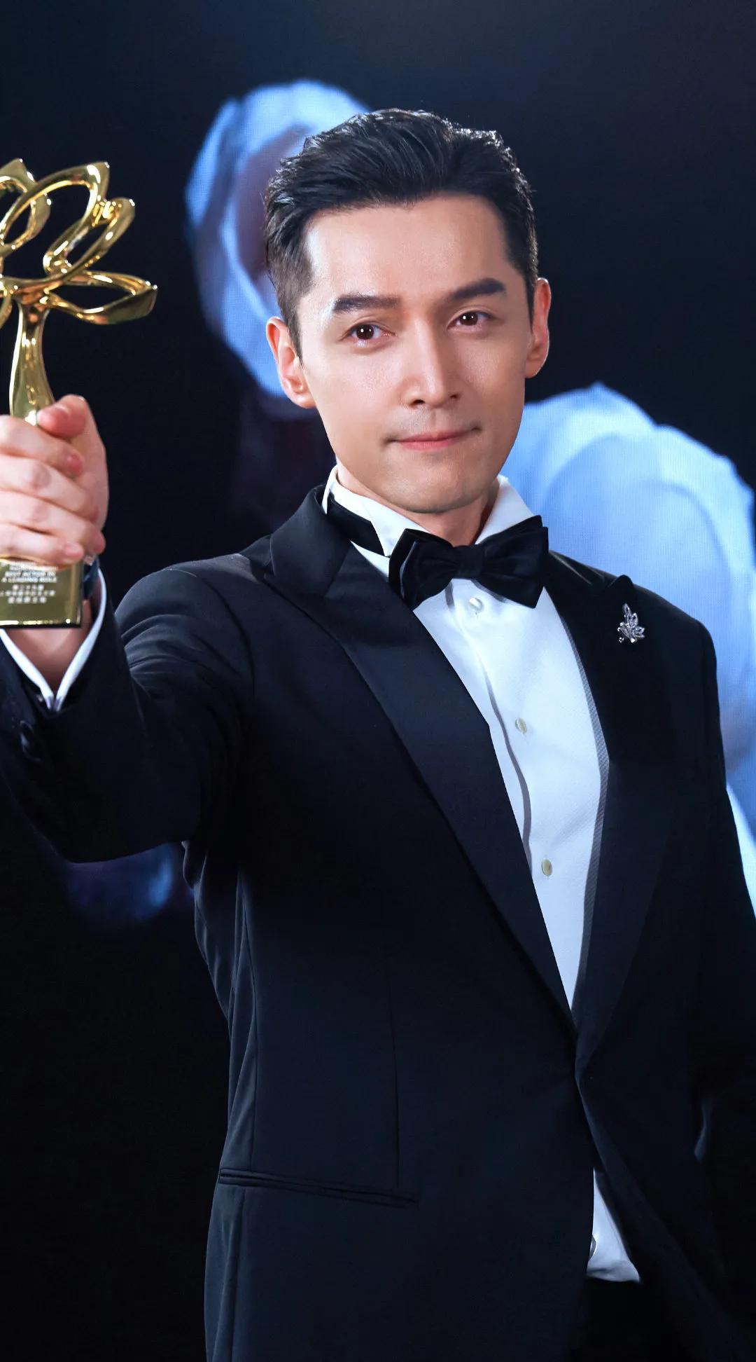 上海真是出帅哥！看看这10位男演员，真是一个比一个演技好
#演技派男星# #上海