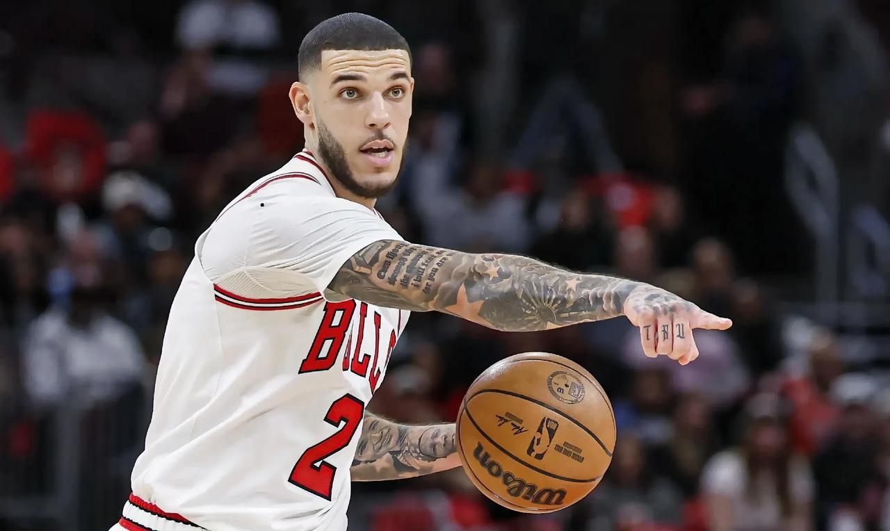 6月29日NBA交易与签约信息汇总，湖人、勇士一无所获，骑士动作频繁！
一、雷霆