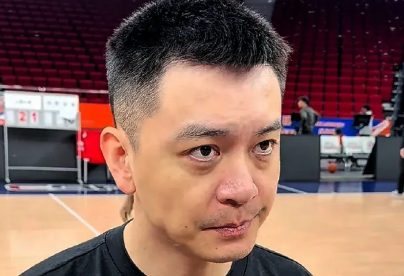 怒我直言！我对辽篮四连冠还是很看好，也没说冠军一定是四强，杨鸣不愧是冠军教头，打