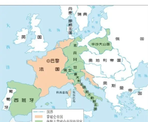 法国虽然是个欧洲老牌强国，但曾经被英德俄按着打，国内发展都整得支离破碎。东北被德