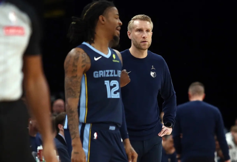 离队倒计时！美媒报道：随着莫兰特提出交易申请，已经有球队为其开出报价，筹码为两个