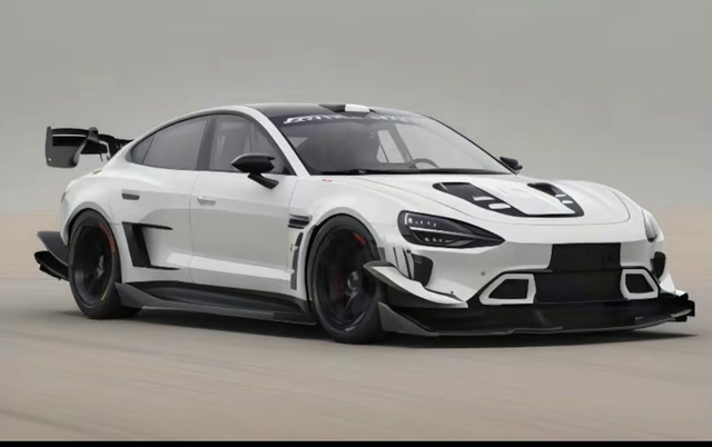 小米汽车加上套件的样子
车都还没出来，改装方案都先出来了