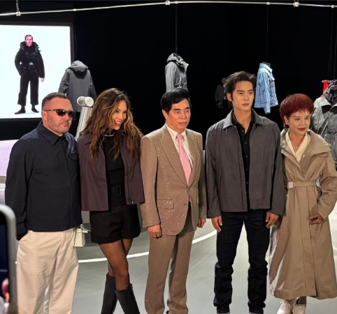 谷爱凌在于适身边都显得小鸟依人 ​​​