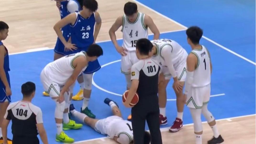 U22辽宁78-96上海，止步八强，何佳轩伤退，孙祥翔犯满！