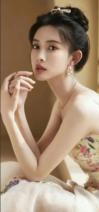为什么孟子义能火，其实就是它起到了关键作用

孟子义因为陈情令一直接不到戏，上了