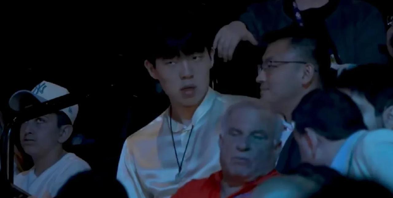 第16顺位！杨瀚森圆梦NBA！
万众期待和瞩目的NBA选秀大会今日如期进行，当然