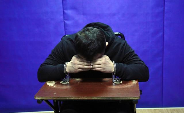 中国损失惨重，两天5个间谍被揪出，泄密新战机，还资助反华组织