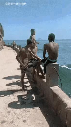 天衣无缝的意外，是设计不出来的无巧不成书。