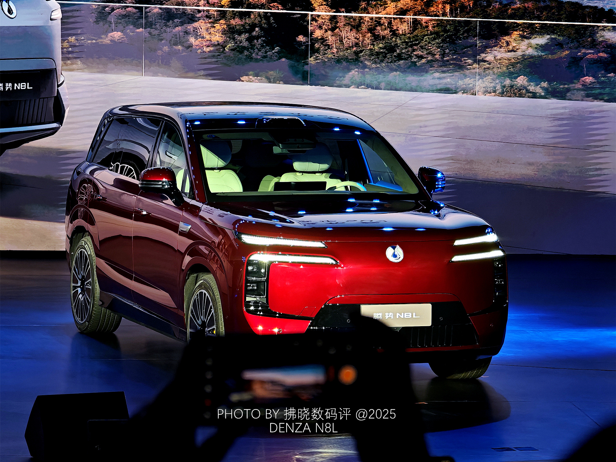 腾势N8L凭啥能成为“爆款”？