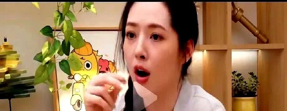 郭碧婷说自己4岁的女儿被台北幼儿园的同学孤立！

李雪琴一语就找出了她被孤立