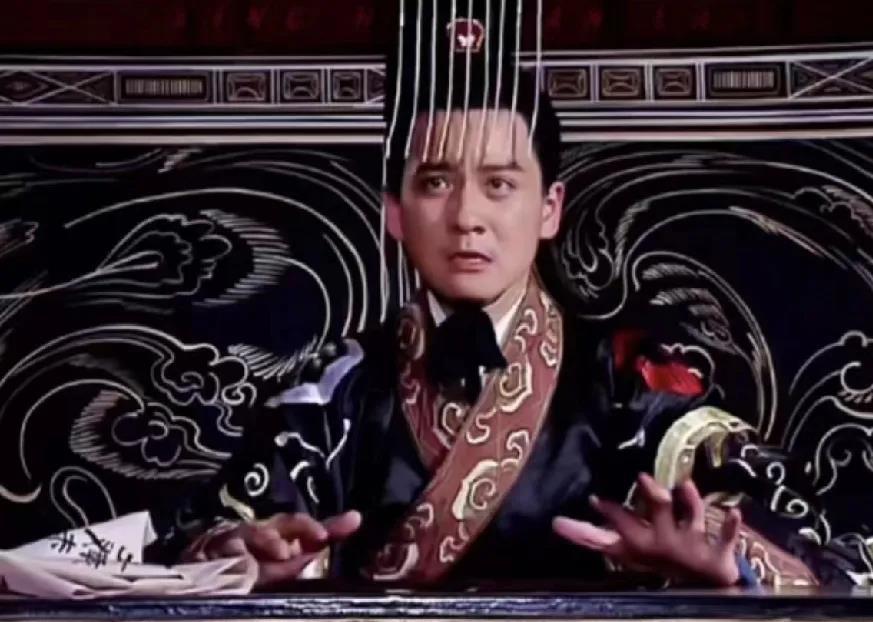 曹魏最后一位皇帝曹髦算成功吗？
曹髦宁死不愿禅让帝位，
发动了闯宫之战，
却又计