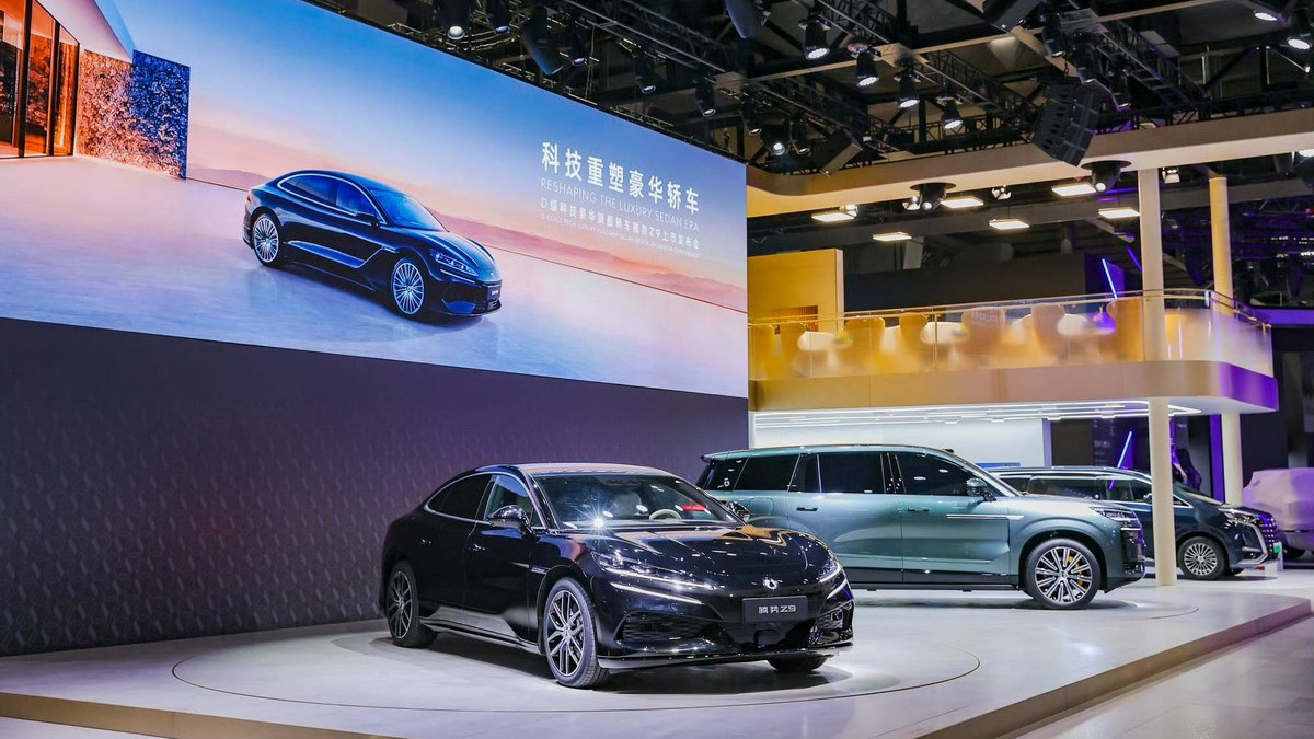 6款车型凑不出一万月销量，N8L成了腾势最后的希望？