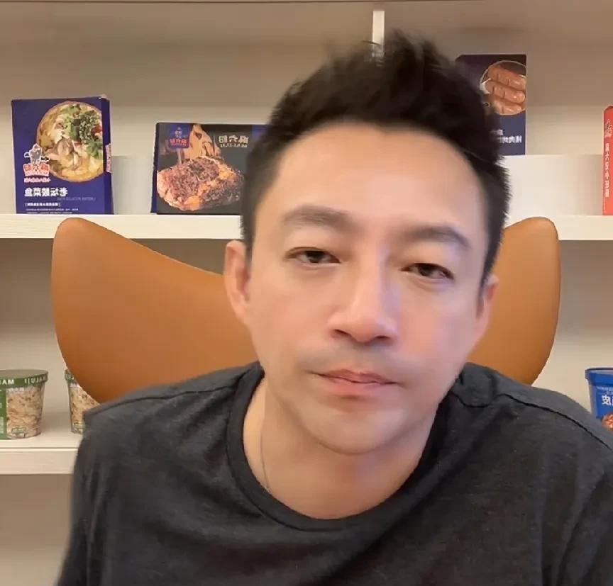 汪小菲这是又没控制住自己情绪吗？
汪小菲餐饮群聊天截图曝光，跟同行吵起来了，听这