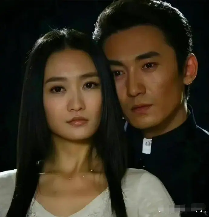 刚出道不久的王鸥，底子很好，天生美人痞子！