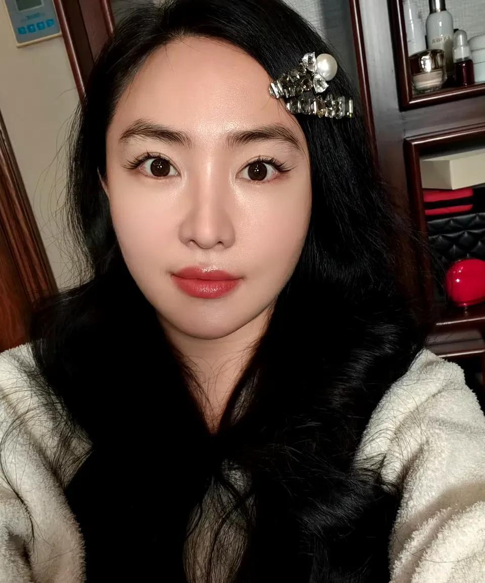 “感谢大英博物馆好好保护了我们中国珍贵的文物”，黑龙女演员夏馨雨的炸裂言论迅速引