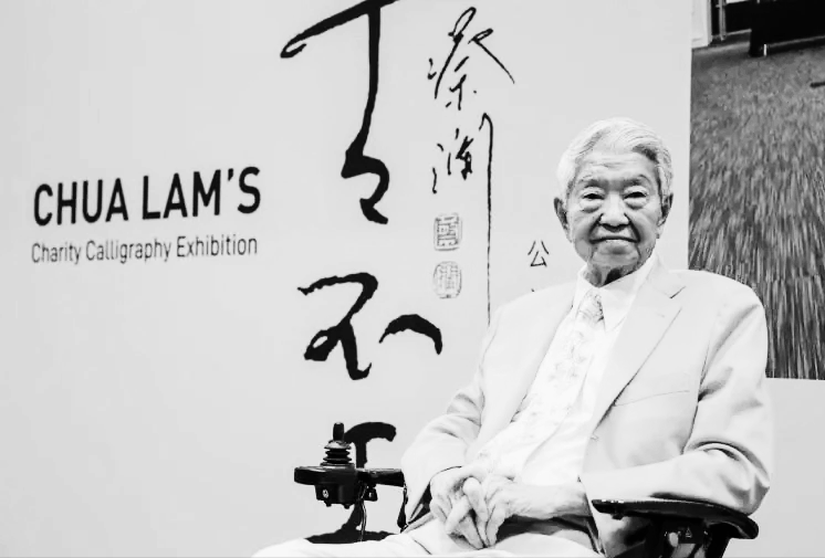 “食神”蔡澜驾鹤西去，这位与金庸、黄霑、倪匡并称“香港四大才子”的老顽童，走完了