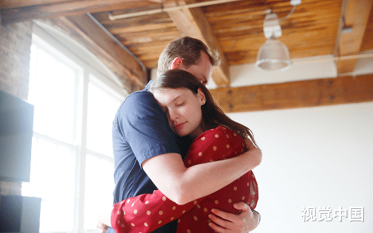 他转移生命力救弟弟，我撕掉支票扑回去抱住他