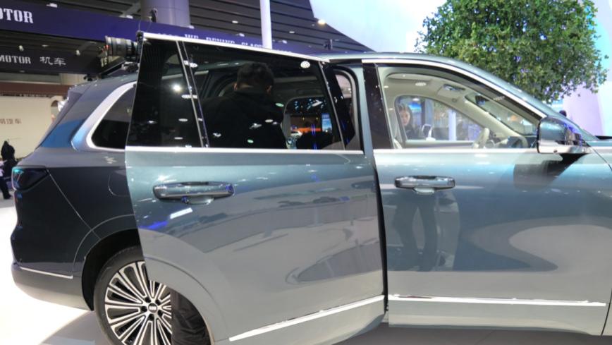 广州车展亲测！银河M9这大六座SUV，全家坐着都舒服