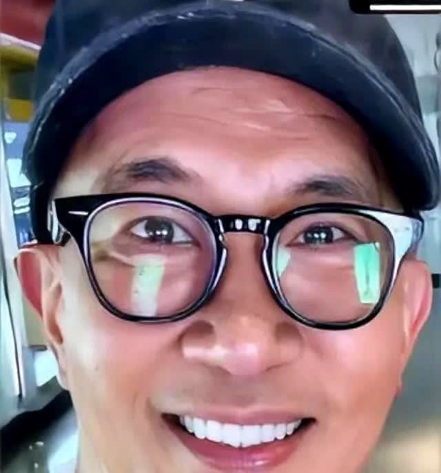 对于卤蛋这个人，韩国网友比湾湾网友三观要正。

刚到湾湾，傍上富婆的卤蛋，被