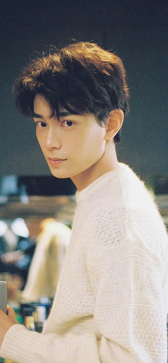 喜不喜欢来自丁禹兮的眼神拉丝盯盯！